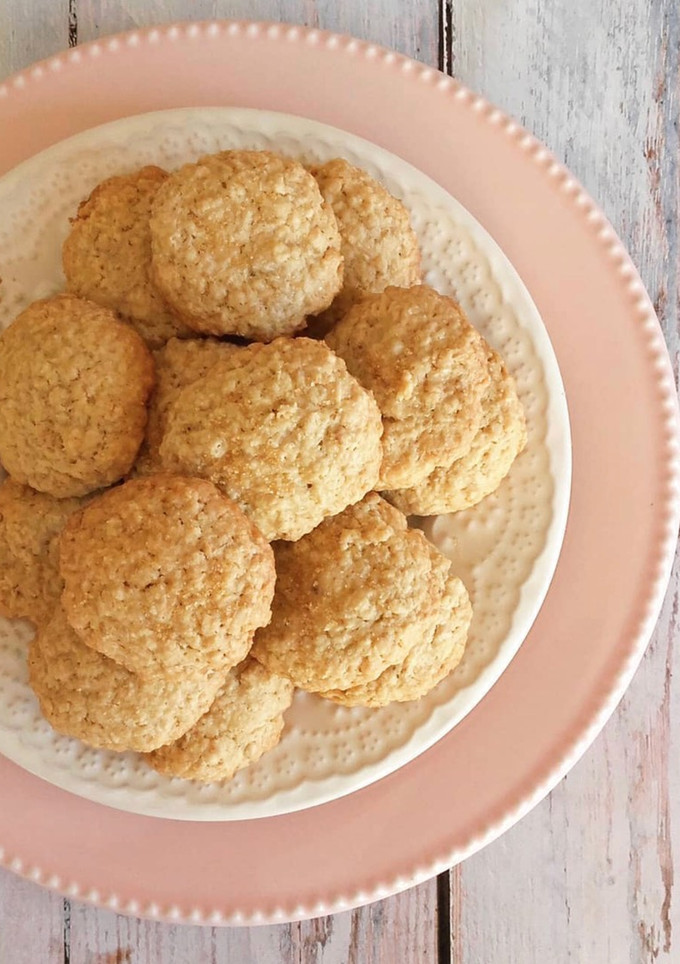 Una foto de Galletitas Cookies de avena y coco by mamialhorno