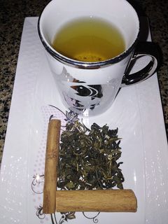 عکسی از دستور چای سبز و دارچین