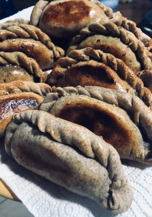 Una foto de Empanada de calamar 🦑