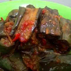 A picture of Terong Balado.
