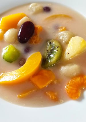 Trópusi tejszínes gyümölcsleves recept fotója