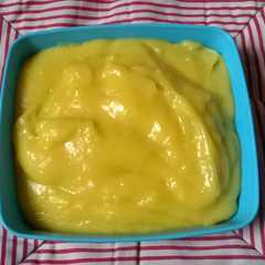 A picture of Selai Durian KW harum, lembut, creamy.