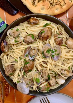 A picture of Linguine Alle Vongole.