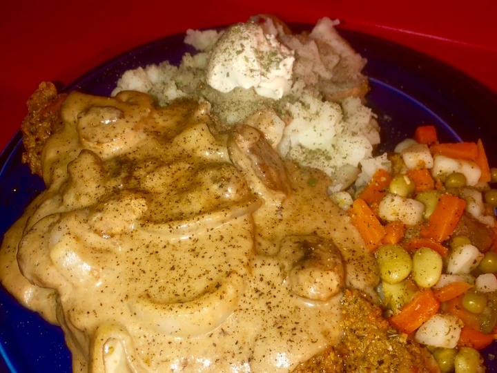 Easy Way Prepare Recipe Cajun lemon pepper grilled strip steak w/ grilled onion π cream sauce and loaded π₯ & seasoned veggie that is Can Pamper Your Tongue, Perfect}