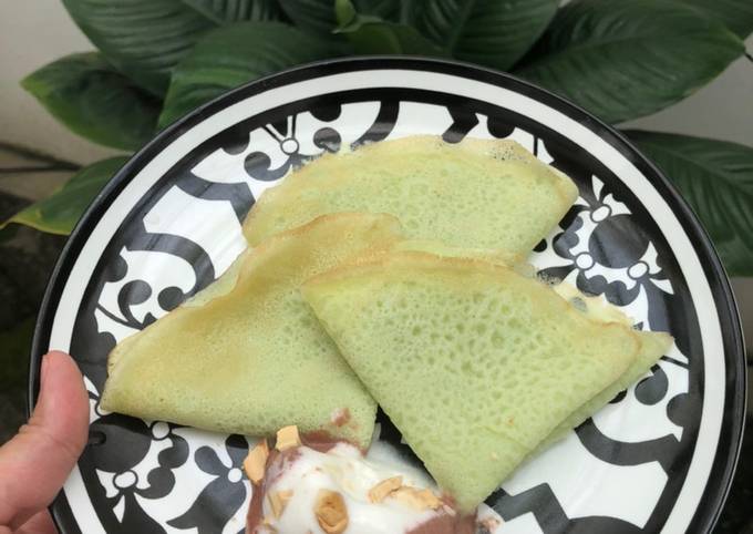 Easiest Way to Make Appetizing MPASI Soft Crepes (Dadar Gulung Manis Pandan)