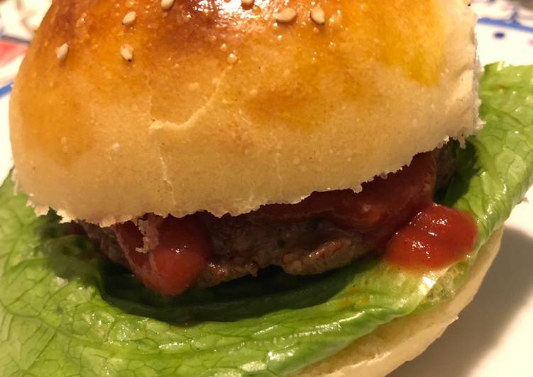 Steps to Make Super Quick Homemade Hamburger fatti in casa (panini o anche chiamati Burger Buns) 🍔