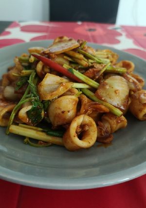 รูปของ ปลาหมึกผัดพริกเผาไข่เค็ม