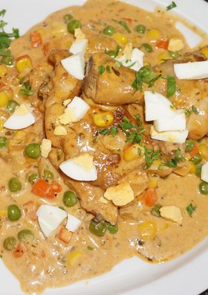 Una foto de Estofado de trutros de pollo a la crema