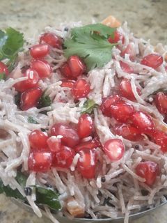 தயிர் ராகி சேமியா (Thayir raagi semiya recipe in tamil) செய்முறை முக்கிய புகைப்படம்