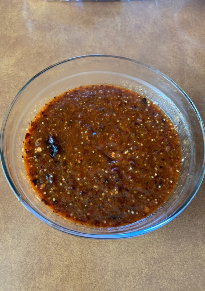 Una foto de Salsa asada (chile guajillo, tomates y jitomates)