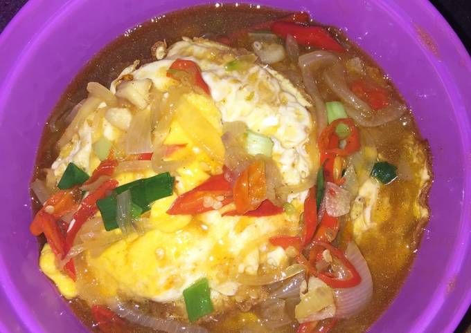 Telor ceplok kuah kental pedas sederhana