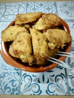 Una foto de Buñuelos de bacalao