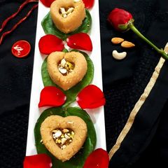 A picture of Designer Gulabe ahsaas Sooji Halwa.
