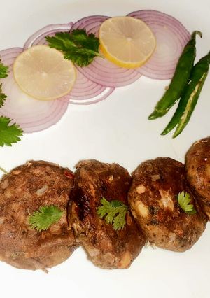 A picture of Kathal (jackfruit) kabab.