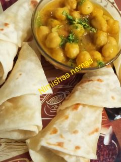 रूमाली रोटी (rumali roti recipe in Hindi) रेसिपी मुख्य फोटो