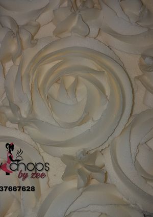 A picture of Butter cream frosting.