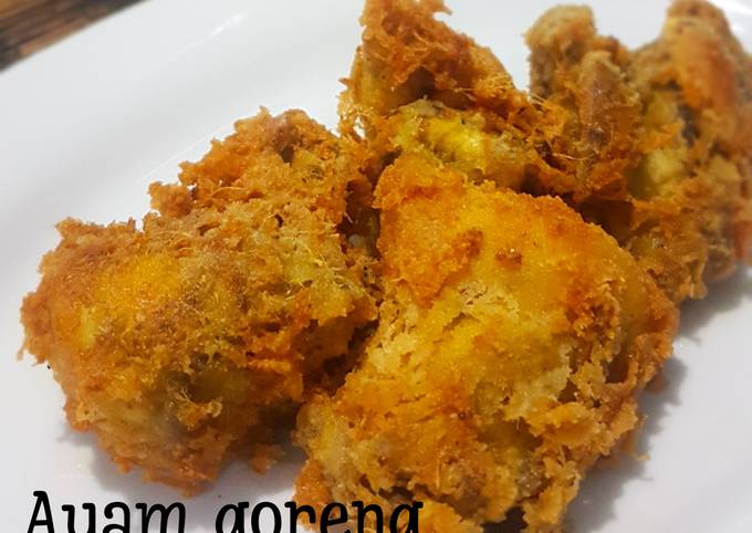 Ayam goreng sereh