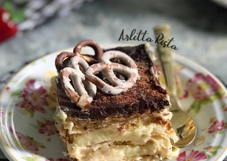 Eclair Cake