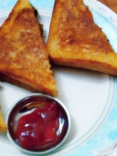 सैंडविच (sandwich recipe in Hindi) रेसिपी मुख्य फोटो