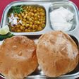 Kachauri and matar ke chhole