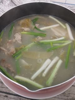 酸菜肚片湯 的食譜成品照片