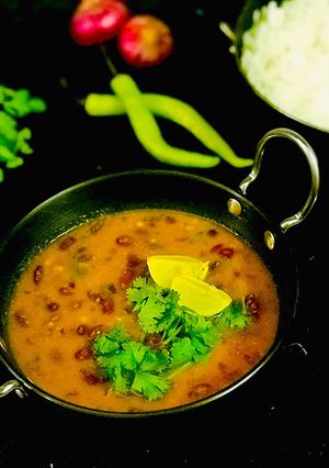 A picture of Rajma Masala.