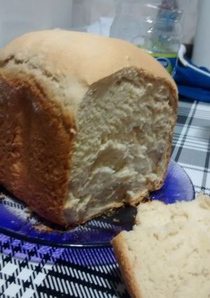 Una foto de Pan blanco en Maquina de Pan