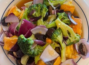 Hình của món Tôm hùm (Lobster) tẩm bột chiên sốt nấm.