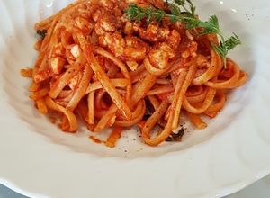 Foto di Linguine al sugo di ricciola