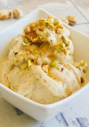 A picture of Cheats Roasted Pistachio ‘Ice Cream’.
