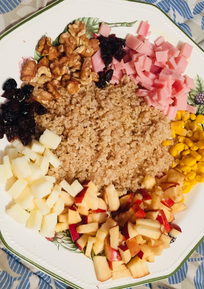 Una foto de Ensalada de quinoa