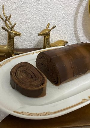 Una foto de Crepe roll de café y chocolate