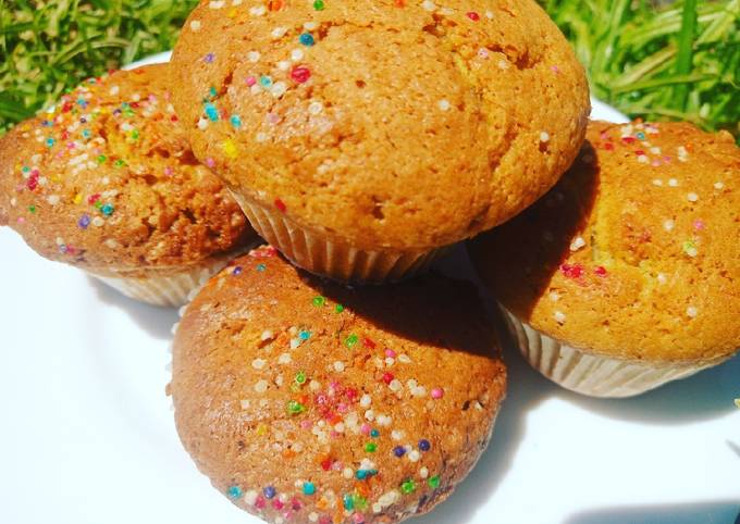 Recipe of Homemade Sprinkled Cupcakes