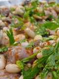 Alubias Blancas de Bote Exprés con Salchichas de Pollo y Champiñones