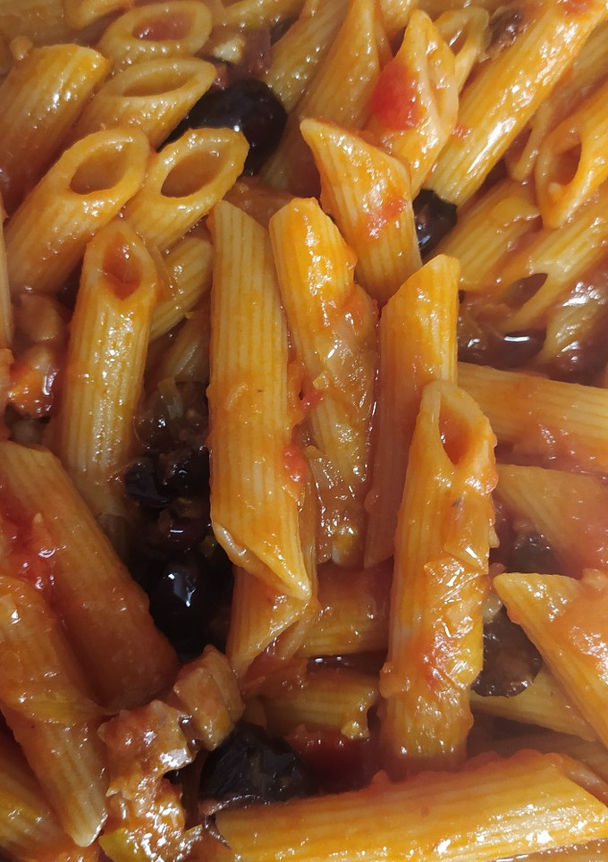 Una foto de Pasta a la putanesca