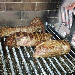 Bondiola rellena a la parrilla