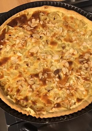 Une photo de Maxi tarte fine poires, amandes et vanille