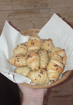 Fokhagymás kiflik recept fotója