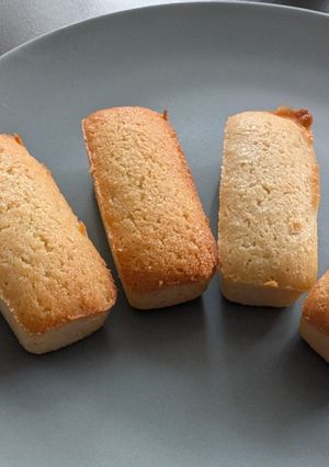 Une photo de Financiers express avec 1 blanc d'oeuf