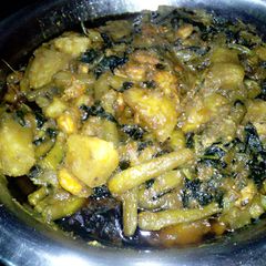 A picture of Malabar spinach stir fry.