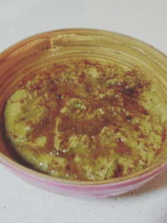 Una foto de Bissara (puré de guisantes y habas estilo marroquí)