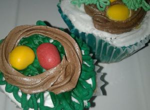 Foto principal de Cupcakes "nido de dinosaurios"