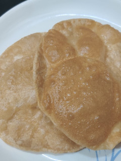 பூரி செய்முறை முக்கிய புகைப்படம்