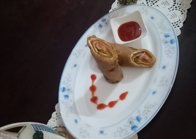 Veg Omelette Roll