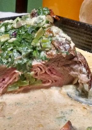 Una foto de Lomo relleno al verdeo
