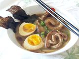 🍜 Ramen, con shiitake y panceta