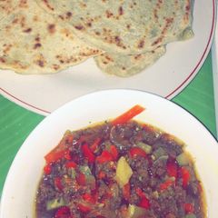 Chappati with minced meat sauce A picture of Chappati with minced meat sauce.