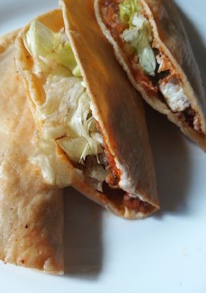 Una foto de Quesadillas de carne y queso