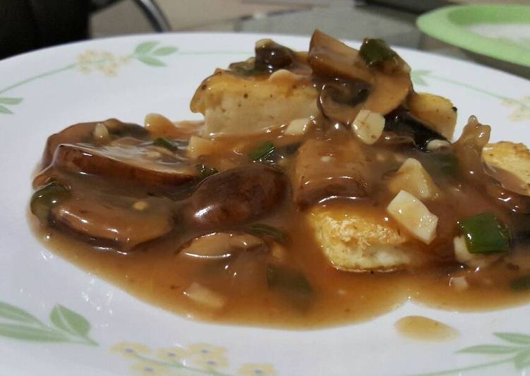 Tofu mushroom marsala