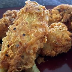 A picture of Fried chicken wings.